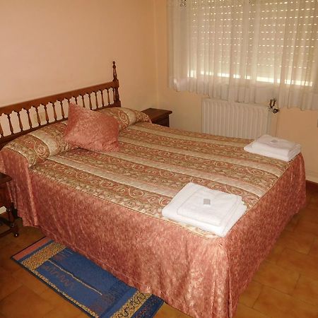 Pension Estrada Сантьяго-де-Компостела Екстер'єр фото