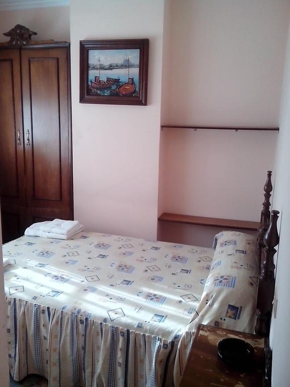 Pension Estrada Сантьяго-де-Компостела Екстер'єр фото