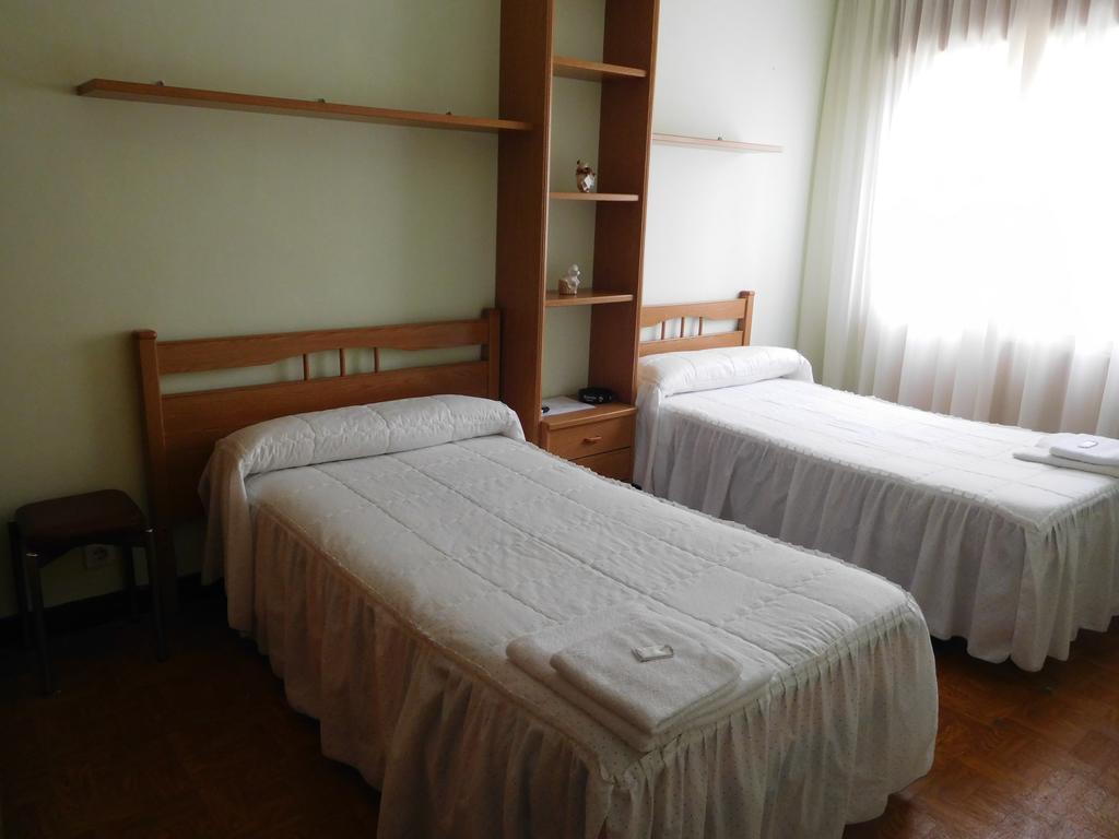 Pension Estrada Сантьяго-де-Компостела Екстер'єр фото